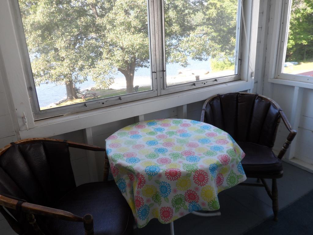 White Oak Motel & Cottagesホールダーネス 部屋 写真