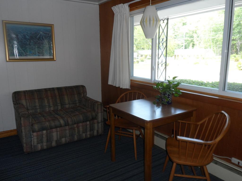 White Oak Motel & Cottagesホールダーネス 部屋 写真