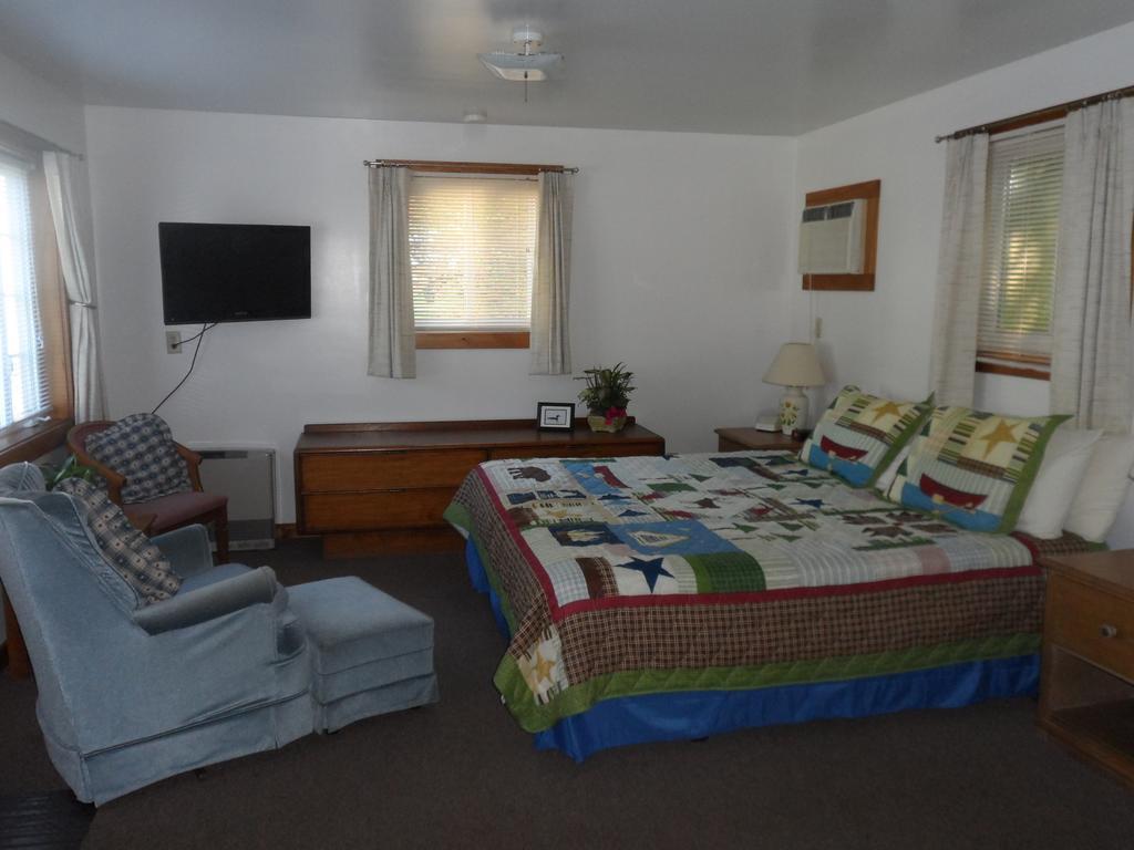 White Oak Motel & Cottagesホールダーネス 部屋 写真