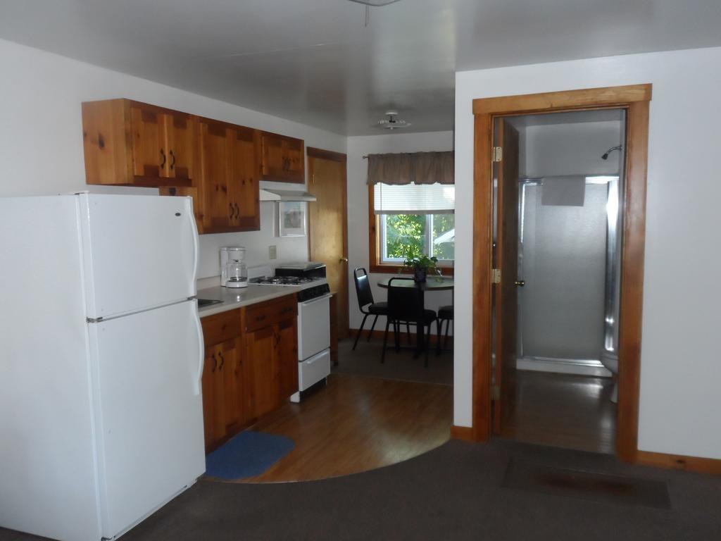 White Oak Motel & Cottagesホールダーネス 部屋 写真
