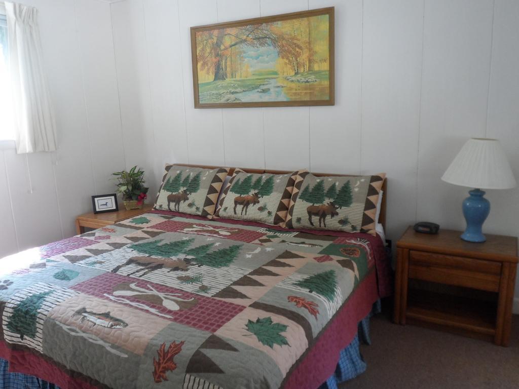 White Oak Motel & Cottagesホールダーネス 部屋 写真