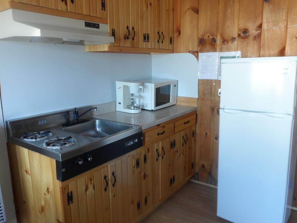 White Oak Motel & Cottagesホールダーネス 部屋 写真