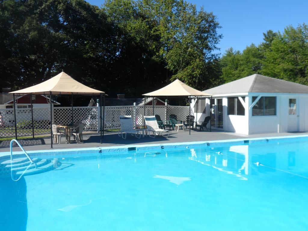 White Oak Motel & Cottagesホールダーネス エクステリア 写真